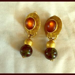 Statement clip on earrings